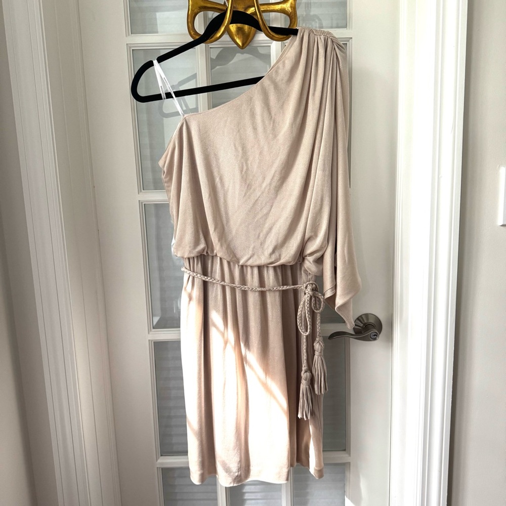 Maggy London one shoulder draped iridescent Gold/Cream mini cocktail Dress Sz14